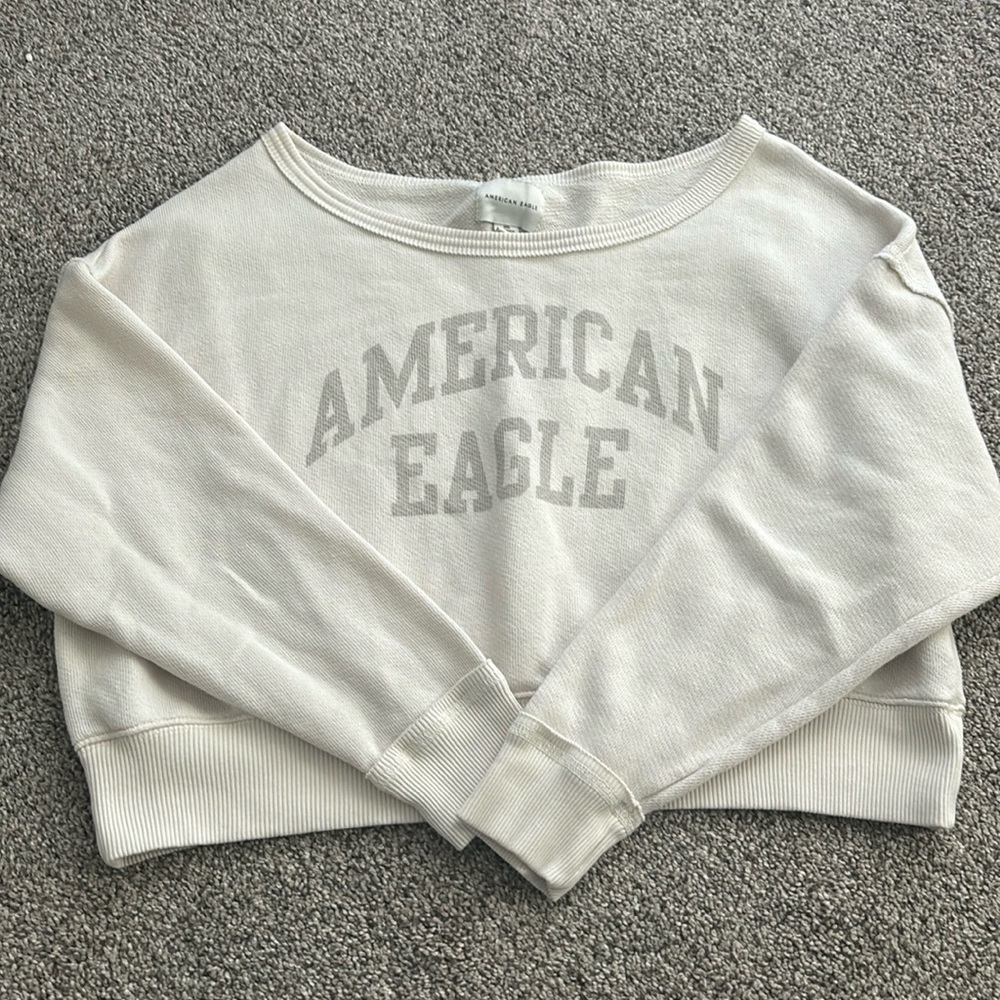 american eagle cropped sweatshirt